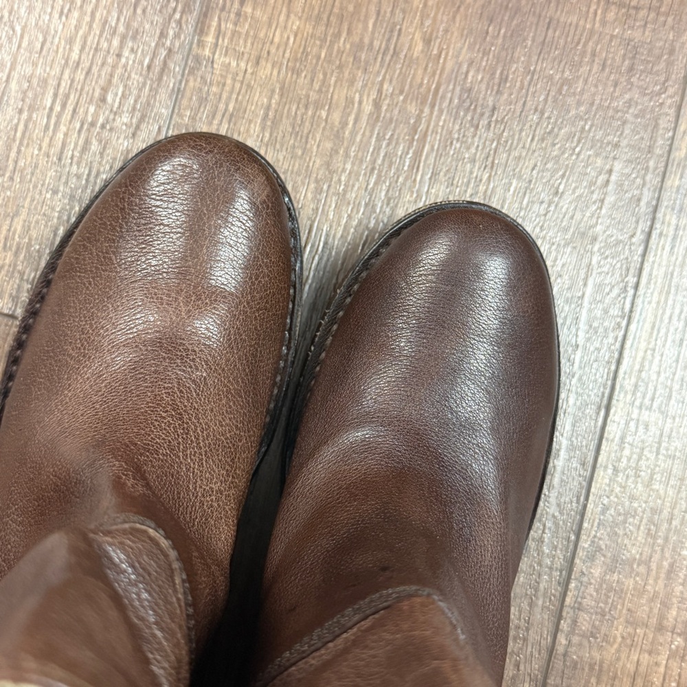 FRYE Carmen Elegant Brown Leather Heeled Boots Size 8 Women - Picture 8 of 16